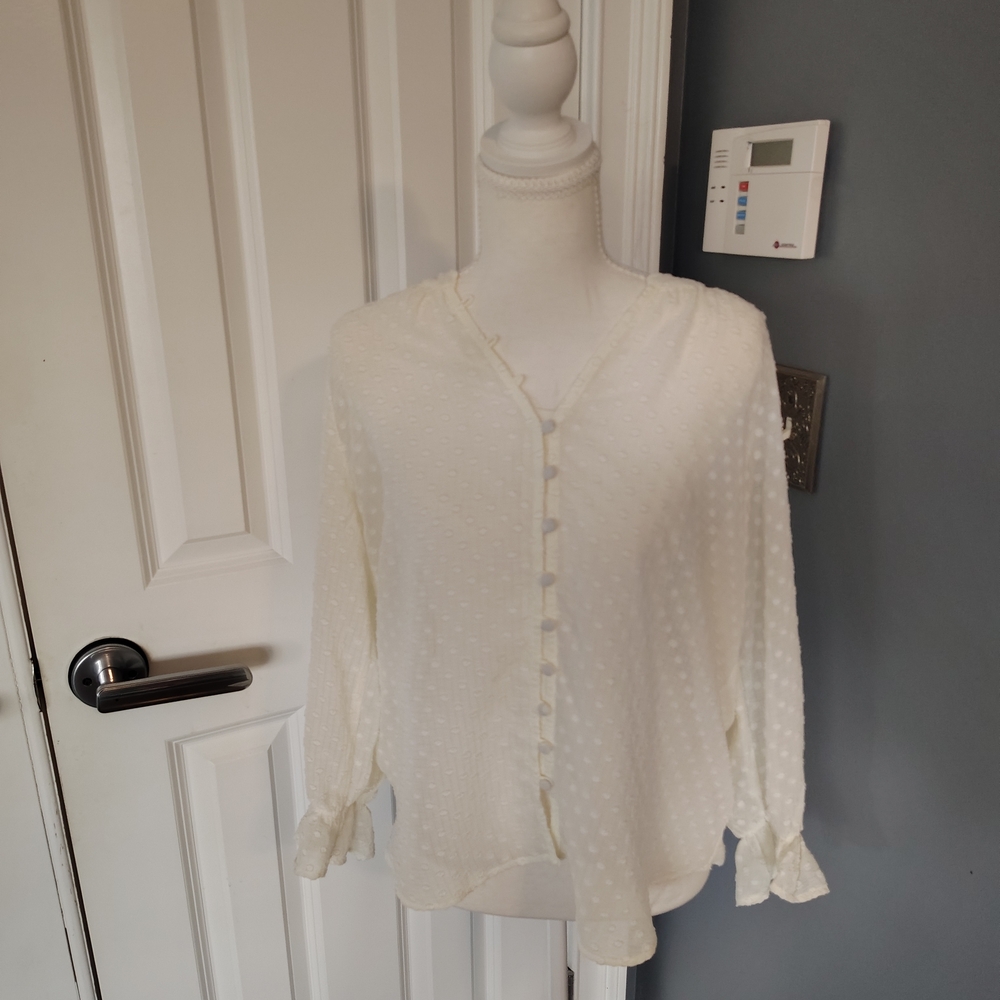 Mine Cream Textured Blouse‎ Mine Size Medium Spring